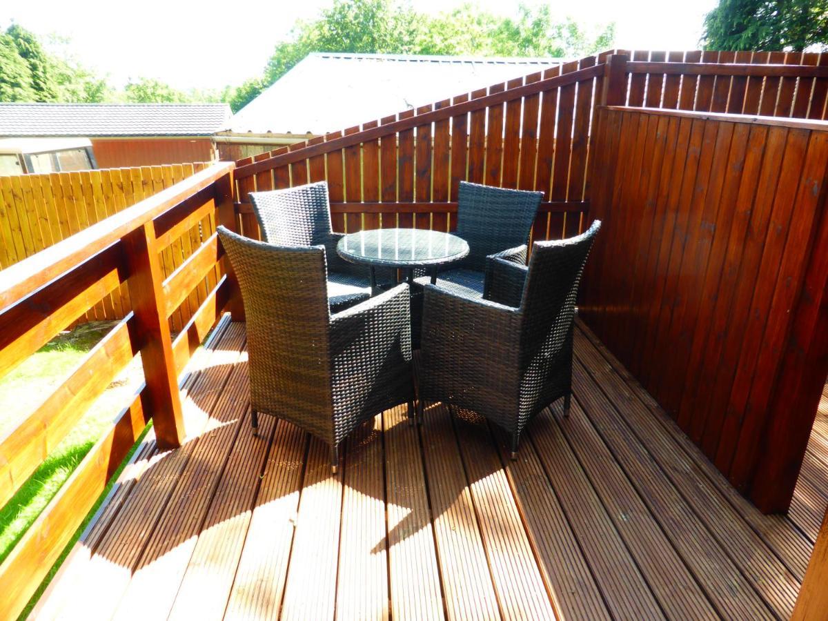 Birch Lodge 13 With Hot Tub Newton Stewart Bagian luar foto