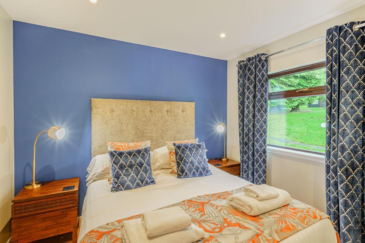 Birch Lodge 13 With Hot Tub Newton Stewart Bagian luar foto