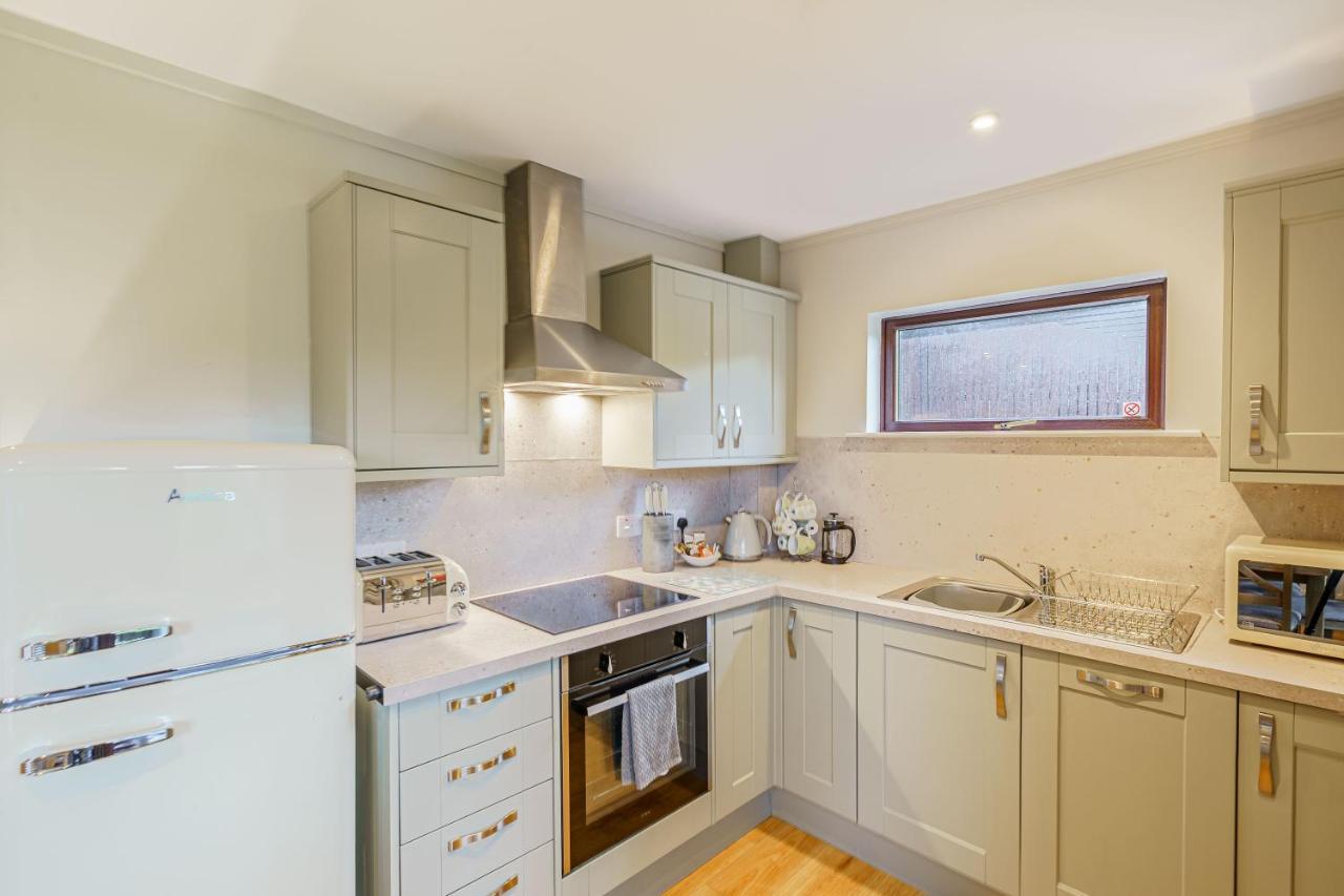 Birch Lodge 13 With Hot Tub Newton Stewart Bagian luar foto